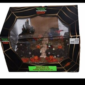 Lemax haunted front yard ❗no plug / as is _ Halloween